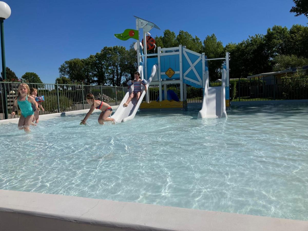 Camping Haipenee Saint-Quentin-en-Tourmont Exterior photo